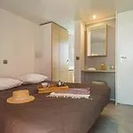 Camping Friends 10p 5bdrms Aircon Saint Aygulf