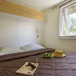 Friends 10p 5bdrms Aircon Camping